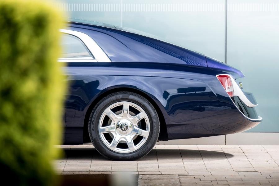 Детали экстерьера Rolls-Royce Sweptail 2017 года  (фото 13 из 21)